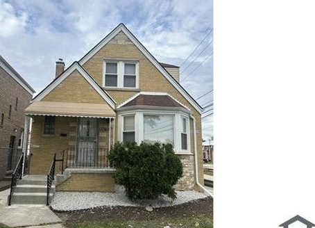 5-Bedroom Single Family Home for Rent in Chicago, IL 60652 – $3000/mo | 2 Baths | Updated 2025
