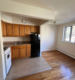 1-Bedroom Apartment for Rent in New York, NY 10034 – $2350/mo | 2 Baths | Updated 2025