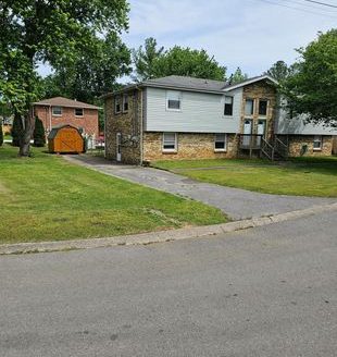 3-Bedroom Townhouse  for Rent in Hermitage, TN 37076 – $1795/mo | 2 Baths | Updated 2025