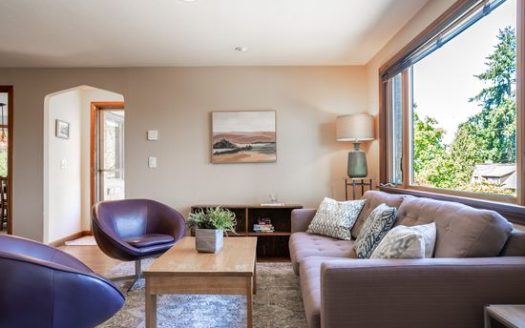 3-Bedroom Single Family Home for Rent in Seattle, WA 98118 – $5000/mo | 2 Baths | Updated 2025