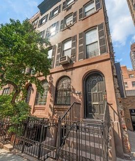 4-Bedroom Townhouse for Rent in New York, NY 10016 – $11000/mo | 2 Baths | Updated 2025