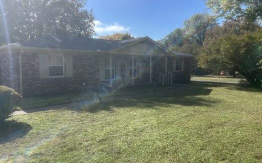 2-Bedroom Single Family Home for Rent in Hermitage, TN 37076 – $2100/mo | 3 Baths | Updated 2025