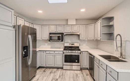 4-Bedroom Single Family Home for Rent in Phoenix, AZ 85029 – $2500/mo | 2 Baths | Updated 2025