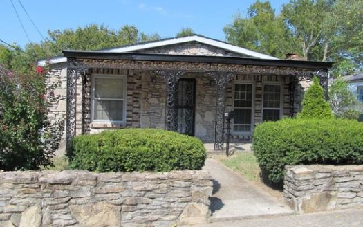 2-Bedroom Single Family Home for Rent in Nashville, TN 37208 – $1800/mo | 2 Baths | Updated 2025