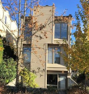 2-Bedroom Apartment  for Rent in Seattle, WA 98112 – $3100/mo | 1 Baths | Updated 2025