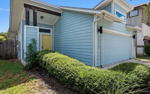 3-Bedroom Single Family Home for Rent in Austin, TX 78744 – $1899/mo | 2 Baths | Updated 2025