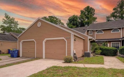 2-Bedroom Single Family Home for Rent in Jacksonville, FL 32225 – $1800/mo | 2 Baths | Updated 2025