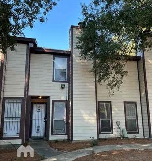 2-Bedroom Townhouse  for Rent in Houston, TX 77039 – $1245/mo | 3 Baths | Updated 2025