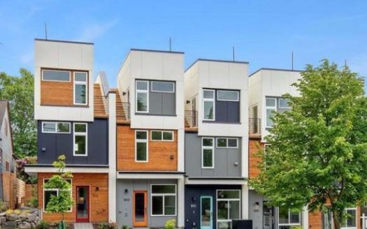 2-Bedroom Townhouse for Rent in Seattle, WA 98103 – $3400/mo | 2 Baths | Updated 2025
