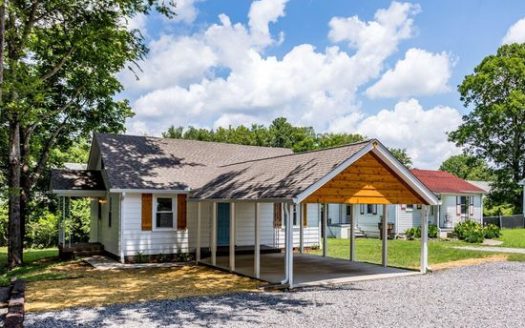 2-Bedroom Single Family Home for Rent in Nashville, TN 37209 – $1650/mo | 1 Baths | Updated 2025