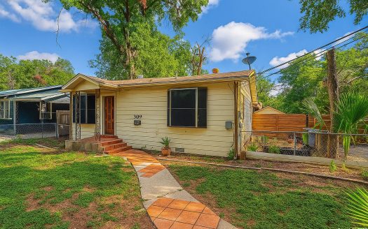 Single Family Home for Sale in San Antonio, TX 78212 – 2 Bedrooms, 2 Baths – $189000