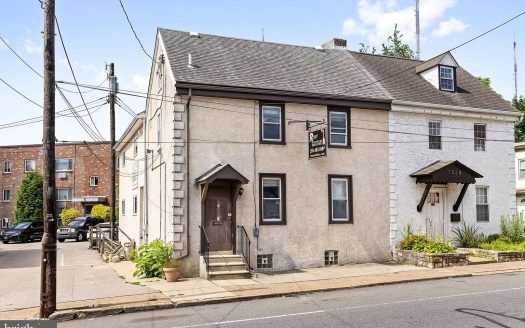 Multi Family Home for Sale in Philadelphia, PA 19128 – 2 Bedrooms, 3 Baths – $399900