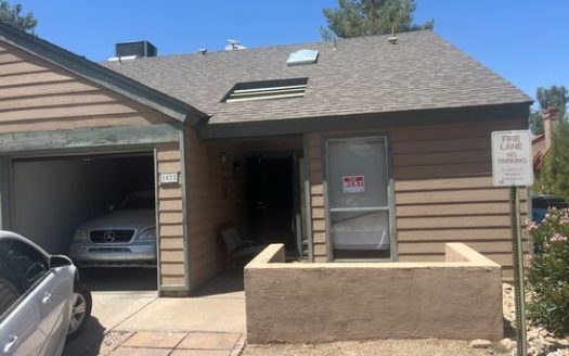 2-Bedroom Townhouse  for Rent in Glendale, AZ 85306 – $1500/mo | 2 Baths | Updated 2025