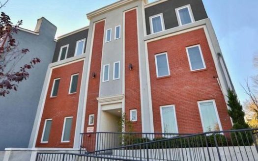 Condo for Sale in Philadelphia, PA 19123 – 2 Bedrooms, 3 Baths – $285000