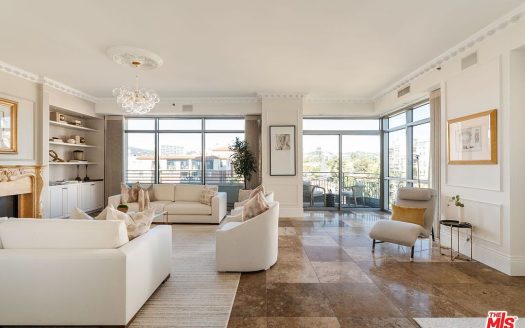 Condo for Sale in Los Angeles, CA 90024 – 2 Bedrooms, 3 Baths – $2600000