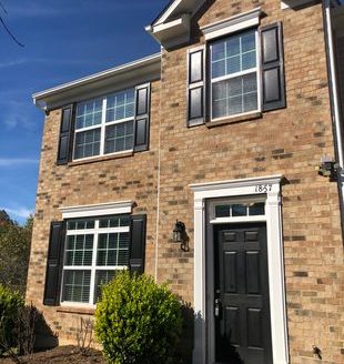 3-Bedroom Townhouse  for Rent in Charlotte, NC 28273 – $1795/mo | 3 Baths | Updated 2025
