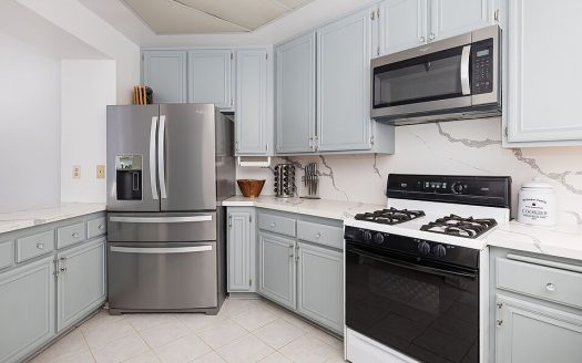 Condo for Sale in San Pedro, CA 90732 – 2 Bedrooms, 2 Baths – $650000