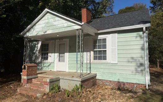 2-Bedroom Single Family Home for Rent in Charlotte, NC 28208 – $1480/mo | 1 Baths | Updated 2025