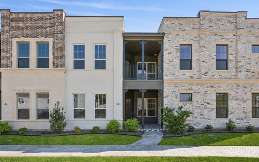 Condo for Sale in Fort Worth, TX 76114 – 3 Bedrooms, 3 Baths – $607000
