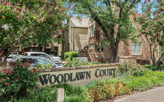 Townhouse for Sale in Nashville, TN 37215 – 2 Bedrooms, 3 Baths – $599000