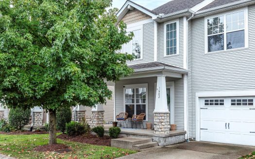 Townhouse for Sale in Nashville, TN 37214 – 3 Bedrooms, 3 Baths – $374999