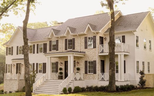 Single Family Home for Sale in Nashville, TN 37205 – 7 Bedrooms, 8 Baths – $4550000