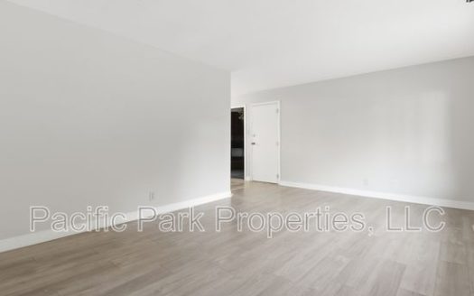 3-Bedroom Single Family Home for Rent in Indianapolis, IN 46226 – $1749/mo | 1 Baths | Updated 2025