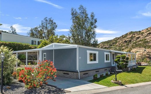Manufactured for Sale in West Hills, CA 91304 – 2 Bedrooms, 2 Baths – $199000