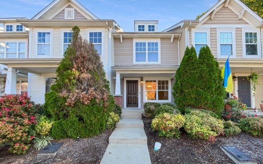 Townhouse for Sale in Antioch, TN 37013 – 2 Bedrooms, 3 Baths – $251000