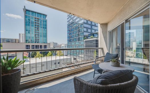 Condo for Sale in Nashville, TN 37212 – 2 Bedrooms, 2 Baths – $385000