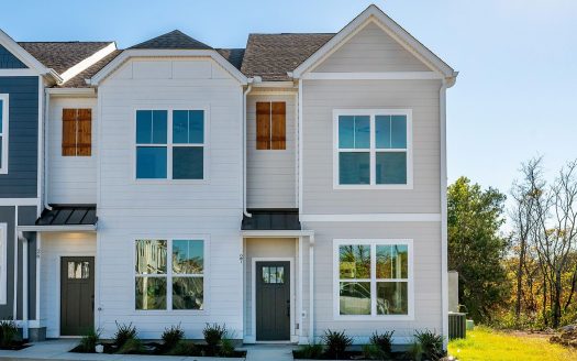 Townhouse for Sale in Goodlettsville, TN 37072 – 3 Bedrooms, 3 Baths – $349900