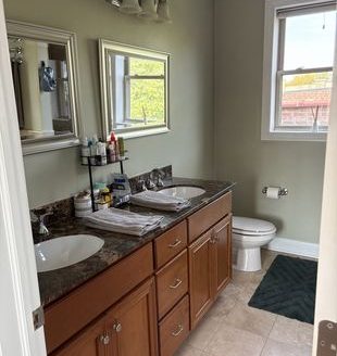 2-Bedroom Apartment  for Rent in Chicago, IL 60647 – $2700/mo | 2 Baths | Updated 2025