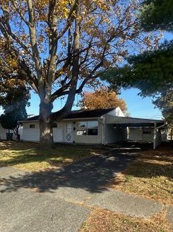 3-Bedroom Single Family Home for Rent in Indianapolis, IN 46222 – $1495/mo | 2 Baths | Updated 2025