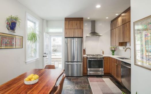 4-Bedroom Townhouse  for Rent in Philadelphia, PA 19125 – $2950/mo | 2 Baths | Updated 2025