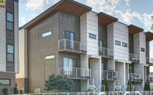 3-Bedroom Townhouse  for Rent in Charlotte, NC 28203 – $4500/mo | 3 Baths | Updated 2025