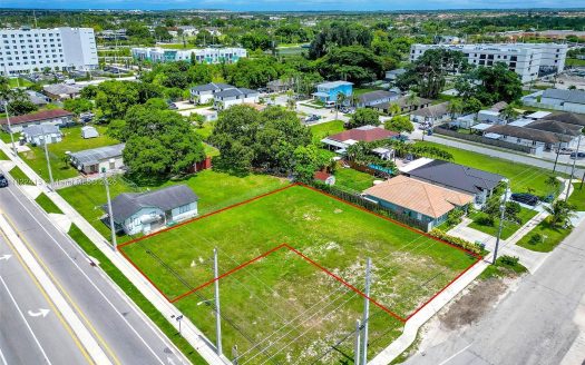 Lot for Sale in Miami, FL 33170 – 1 Bedroom, 1 Bath – $950000