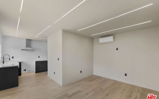 Condo for Sale in Los Angeles, CA 90026 – 2 Bedrooms, 2 Baths – $449000