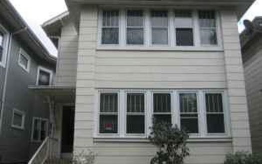 3-Bedroom Single Family Home for Rent in Chicago, IL 60630 – $2200/mo | 1 Baths | Updated 2025