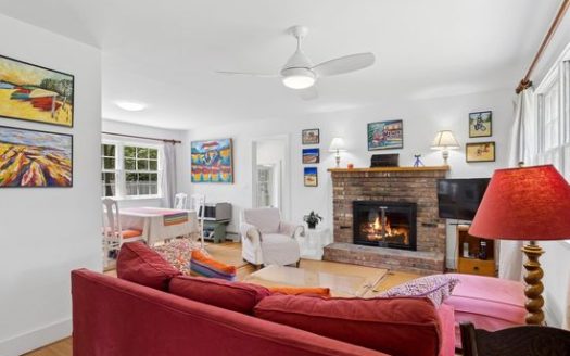 3-Bedroom Single Family Home for Rent in East Hampton, NY 11937 – $13333/mo | 2 Baths | Updated 2025