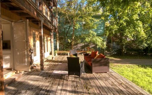 4-Bedroom Townhouse for Rent in Austin, TX 78705 – $3495/mo | 2 Baths | Updated 2025