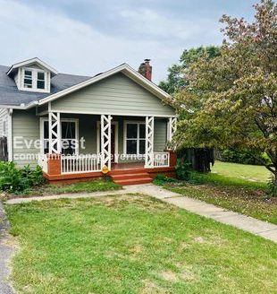 3-Bedroom Single Family Home for Rent in Nashville, TN 37216 – $2295/mo | 2 Baths | Updated 2025