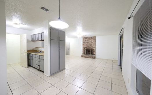 2-Bedroom Apartment for Rent in Austin, TX 78759 – $1200/mo | 2 Baths | Updated 2025