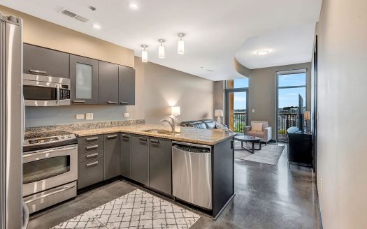 Condo for Sale in Nashville, TN 37203 – 2 Bedrooms, 2 Baths – $489900