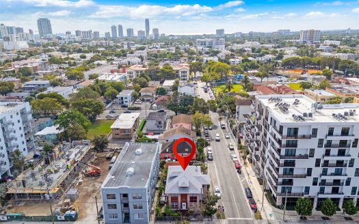 Multi Family Home for Sale in Miami, FL 33130 – 5 Bedrooms, 2 Baths – $1199000