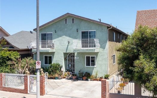 Multi Family Home for Sale in Los Angeles, CA 90011 – 12 Bedrooms, 10 Baths – $995000