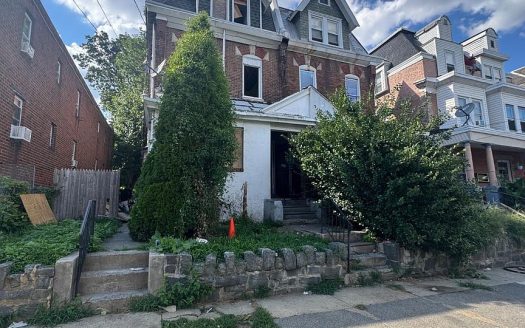 Multi Family Home for Sale in Philadelphia, PA 19124 – 8 Bedrooms, 1 Baths – $209900