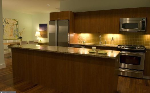 Condo for Sale in Philadelphia, PA 19107 – 1 Bedroom, 1 Bath – $485000