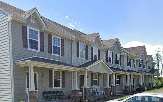 Townhouse for Sale in Antioch, TN 37013 – 2 Bedrooms, 3 Baths – $249900