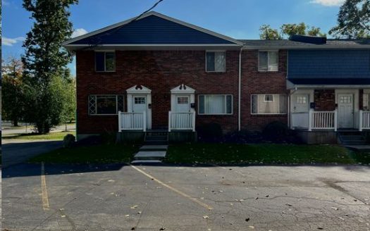 2-Bedroom Townhouse for Rent in Buffalo, NY 14228 – $1575/mo | 2 Baths | Updated 2025