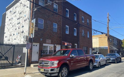 Multi Family Home for Sale in Philadelphia, PA 19148 – 4 Bedrooms, 1 Baths – $499900